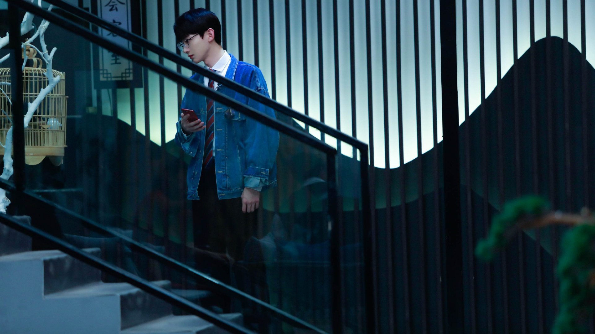 _逆境中的坚韧:运动员咬紧牙关完成精彩逆转_,运动员嘴里咬的是什么